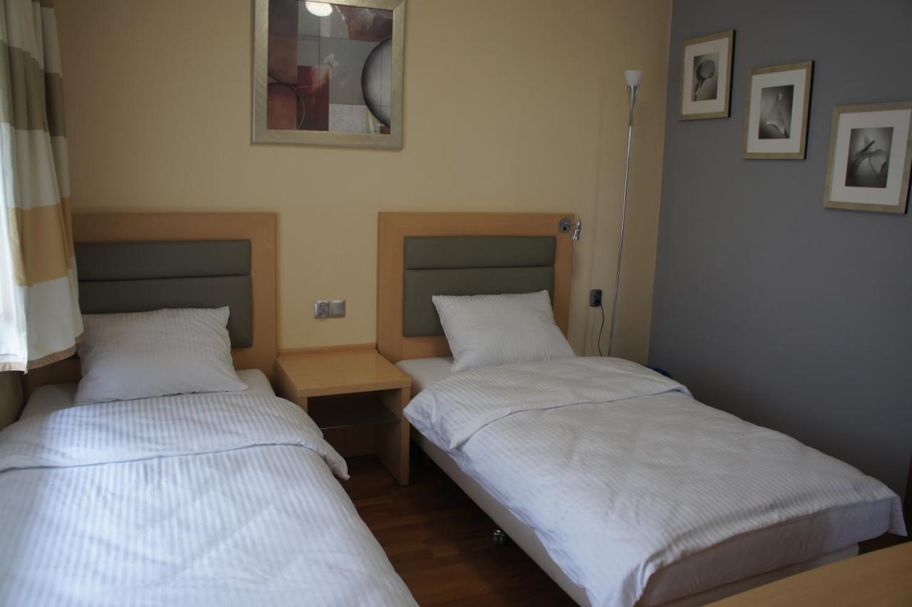 Bialy Slon Delux Hostel Gdynia Luaran gambar